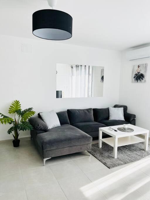 Maison 4 Personnes Avec Jacuzzi Marignane Eksteriør billede